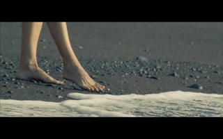 Elena Anaya feet photo thumbnail