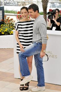 Elena Anaya feet photo thumbnail