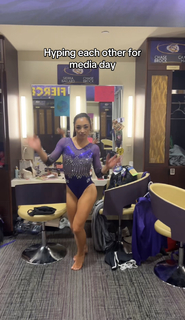 Elena Arenas feet photo 5