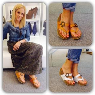 Elena Asimakopoulou feet photo 1
