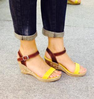 Elena Asimakopoulou feet photo 12
