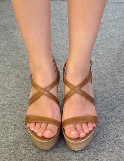 Elena Asimakopoulou feet photo 3