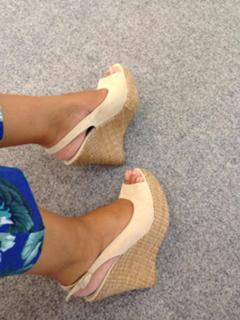 Elena Asimakopoulou feet photo 10