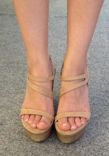 Elena Asimakopoulou feet photo 19