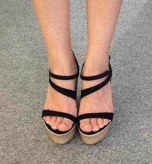 Elena Asimakopoulou feet photo 20