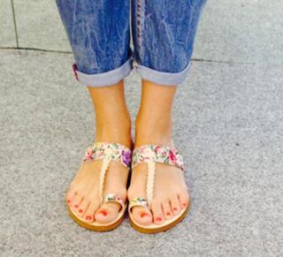 Elena Asimakopoulou feet photo 3