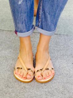 Elena Asimakopoulou feet photo 7