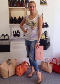 Elena Asimakopoulou feet photo 11
