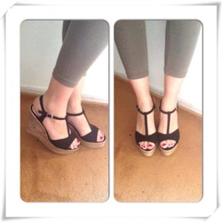 Elena Asimakopoulou feet photo 19