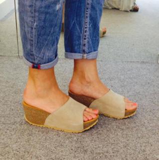 Elena Asimakopoulou feet photo 9