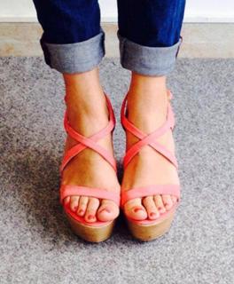 Elena Asimakopoulou feet photo 20
