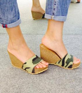 Elena Asimakopoulou feet photo 4