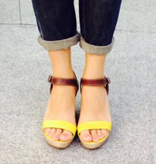 Elena Asimakopoulou feet photo 3