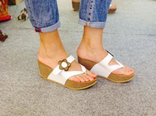 Elena Asimakopoulou feet photo 2