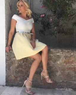 Elena Asimakopoulou feet photo 5
