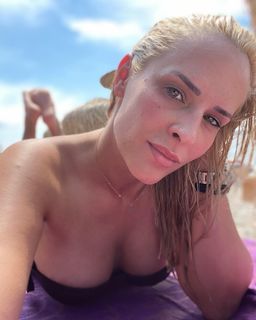 Elena Asimakopoulou feet photo 11
