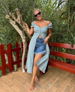 Elena Asimakopoulou feet photo 4