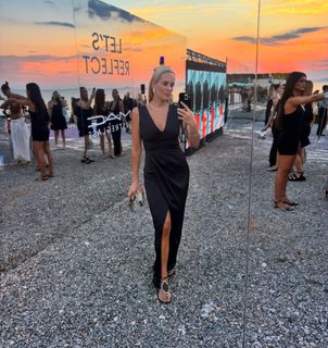 Elena Asimakopoulou feet photo 4