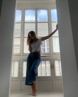 Elena Ballesteros feet photo 10