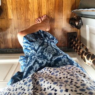 Elena Barolo feet photo thumbnail