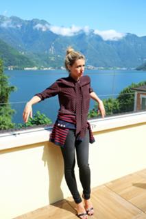 Elena Barolo feet photo thumbnail