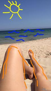 Elena Barolo feet photo thumbnail