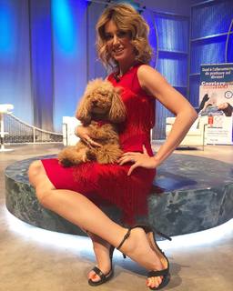 Elena Barolo feet photo thumbnail