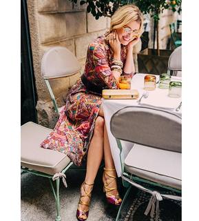 Elena Barolo feet photo thumbnail