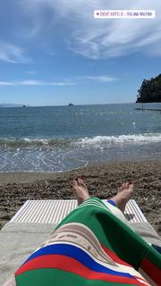 Elena Barolo feet photo thumbnail