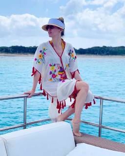 Elena Barolo feet photo thumbnail