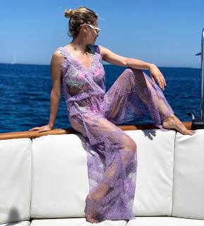 Elena Barolo feet photo thumbnail