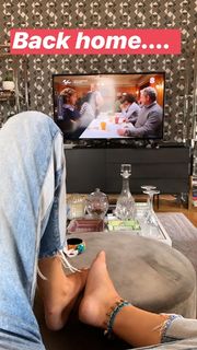 Elena Barolo feet photo thumbnail