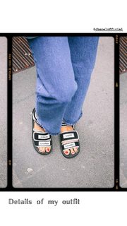 Elena Barolo feet photo thumbnail