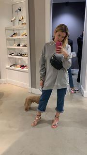 Elena Barolo feet photo thumbnail