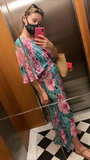 Elena Barolo feet photo thumbnail