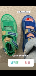 Elena Barolo feet photo thumbnail