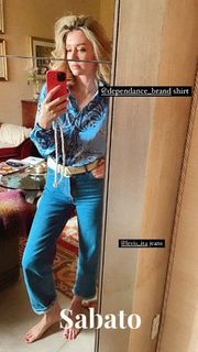 Elena Barolo feet photo thumbnail