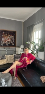 Elena Barolo feet photo thumbnail