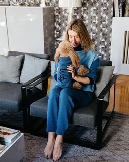 Elena Barolo feet photo thumbnail