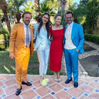 Elena Barolo feet photo thumbnail