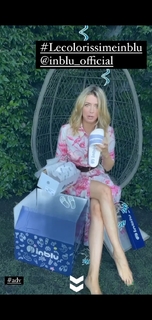 Elena Barolo feet photo thumbnail