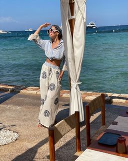 Elena Barolo feet photo thumbnail