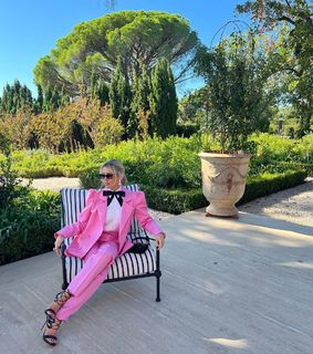 Elena Barolo feet photo thumbnail