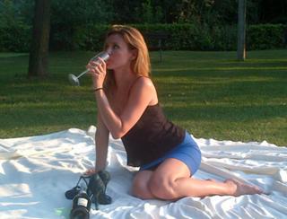 Elena Barolo feet photo thumbnail