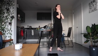 Elena Bateman feet photo 3
