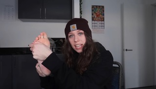 Elena Bateman feet photo 9