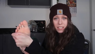 Elena Bateman feet photo 7
