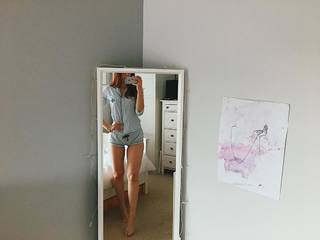 Elena Bateman feet photo 12
