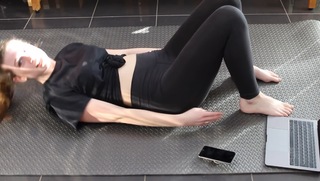Elena Bateman feet photo 7