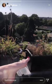 Elena Bateman feet photo 3